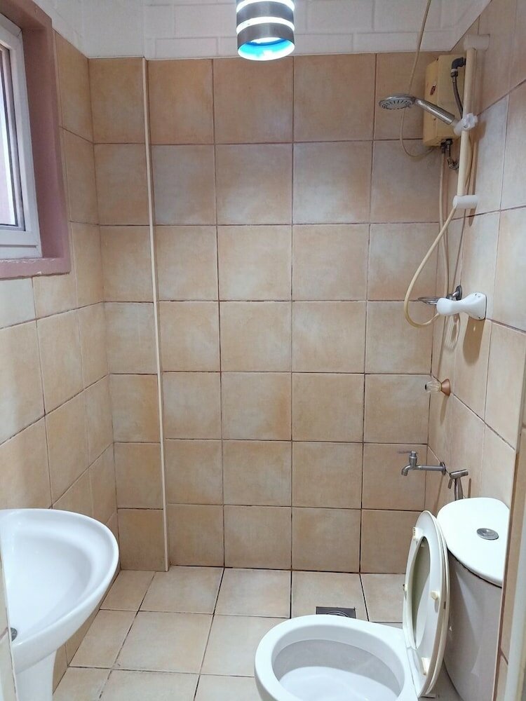 Фото MB's Garden Inn