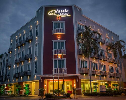 Гостиница Qlassic Hotel