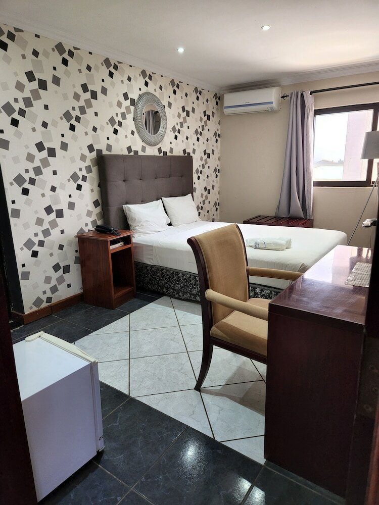 Фото Hotel Atlantis 2