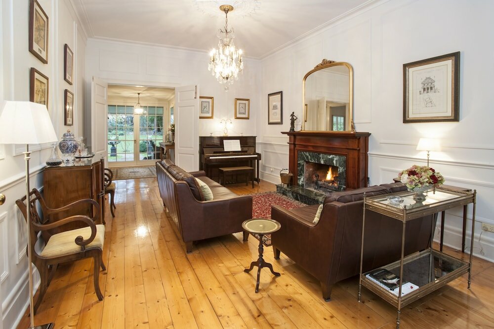 Фото Moulton Park Homestead