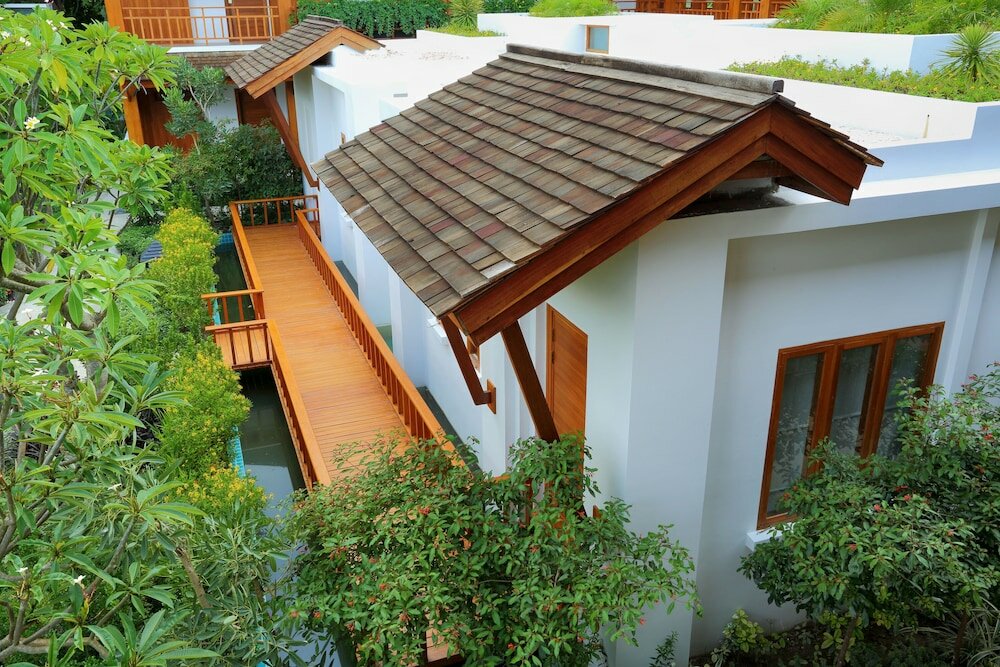 Фото Mount Inle Hotel & Resorts