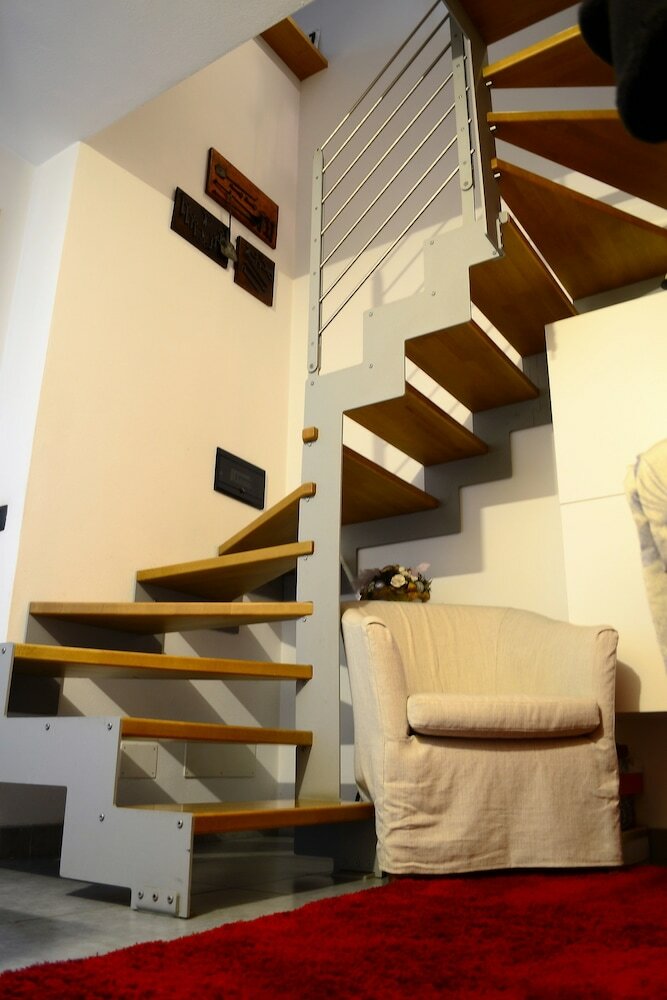 Фото Appartamento Vista Lago Red & Grey