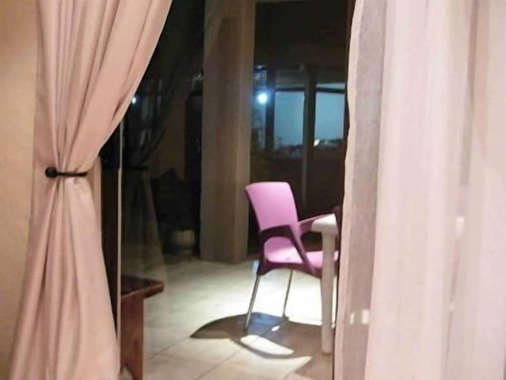 Фото Northcliff Bed and Breakfast