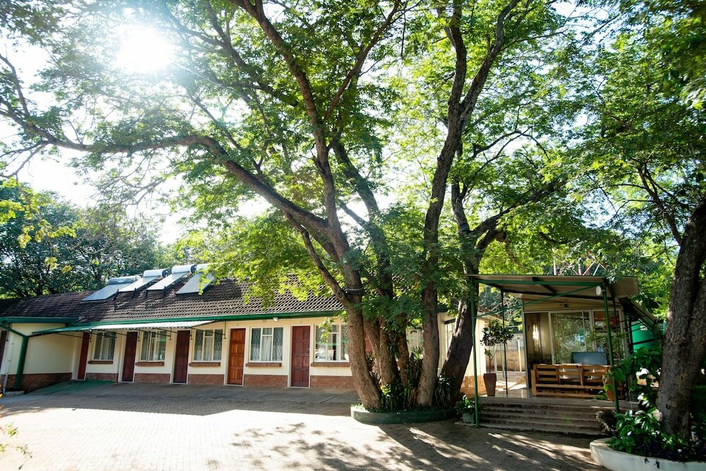Фото Livingstone Lodge