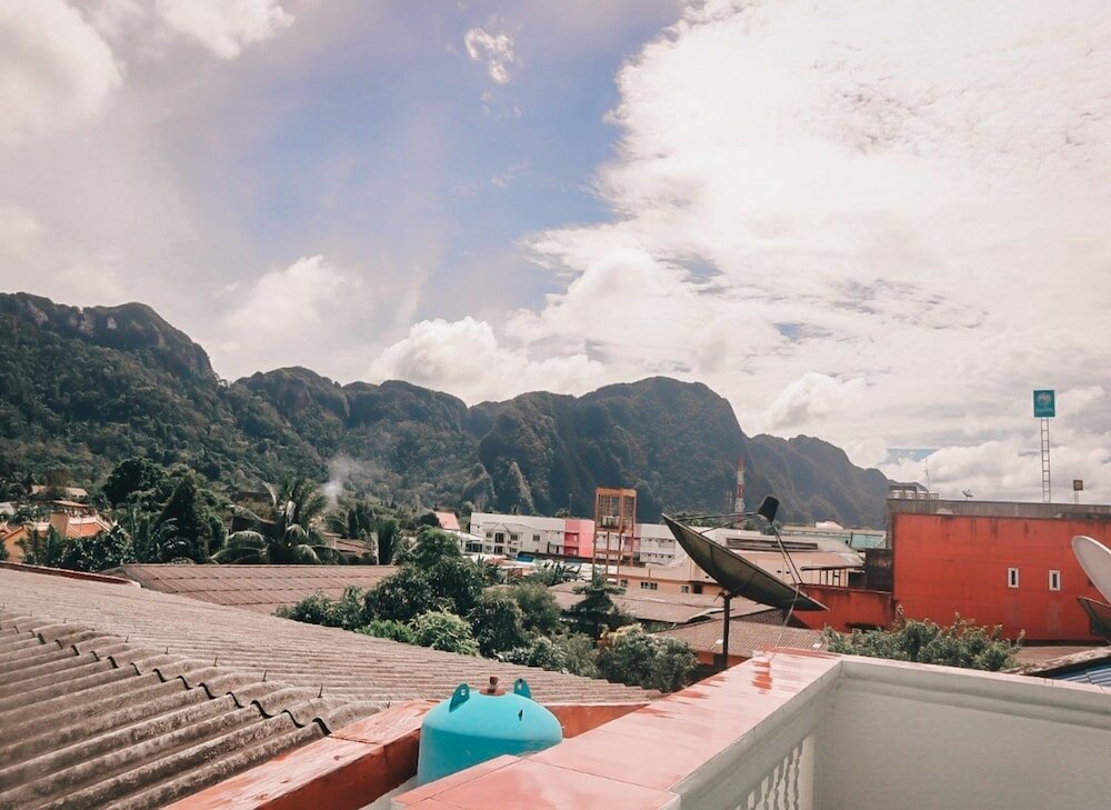 Фото Thaweesuk Hotel