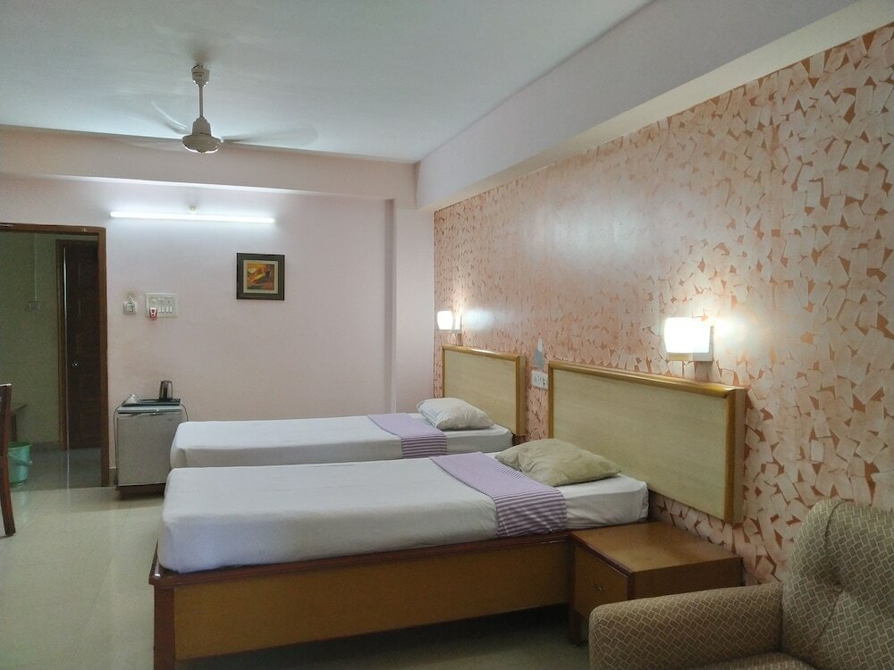 Фото Hotel Centre Point Tezpur