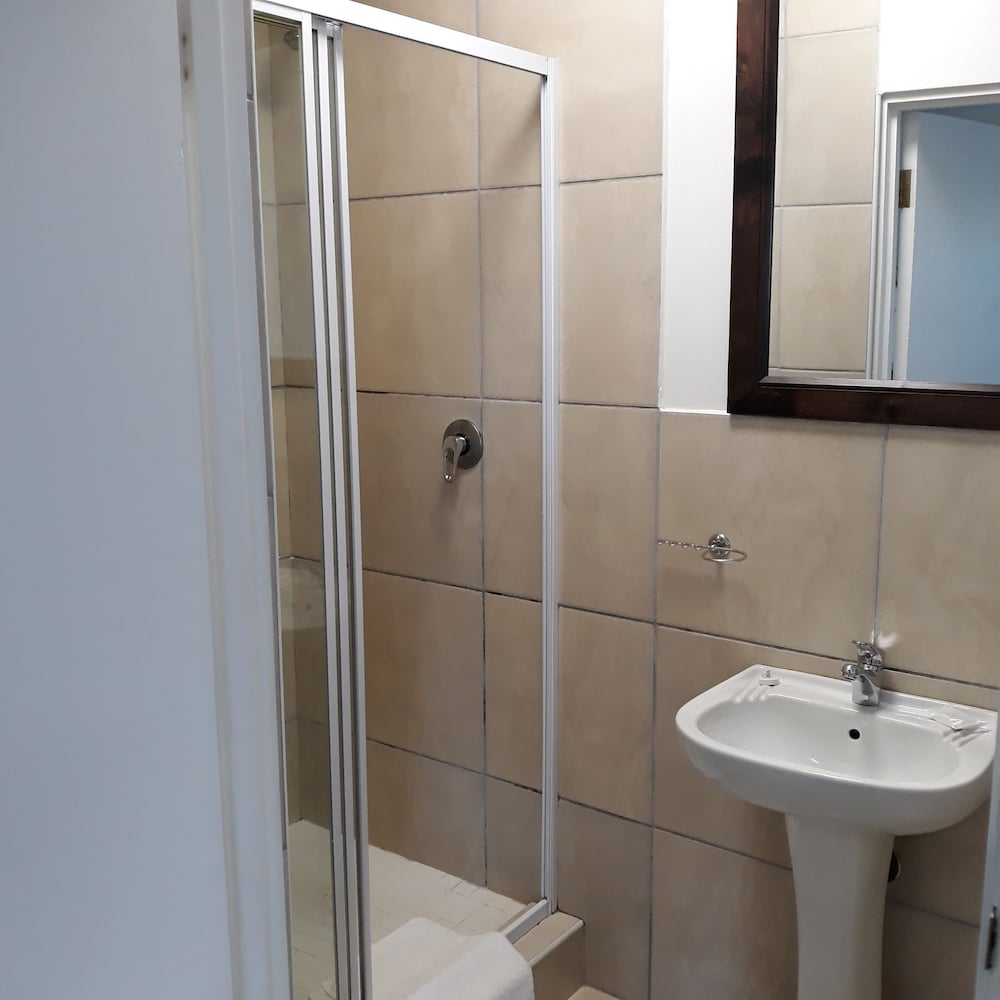 Фото La Boheme Bed and Breakfast