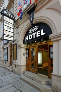 отель Enjoy Inn