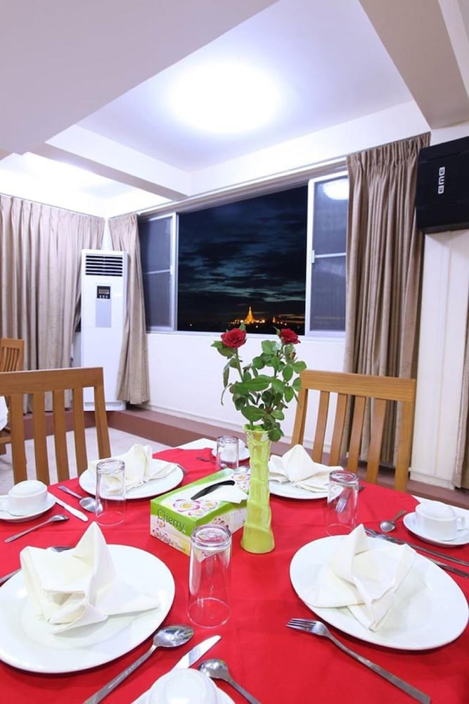 Фото Fame Hotel Yangon