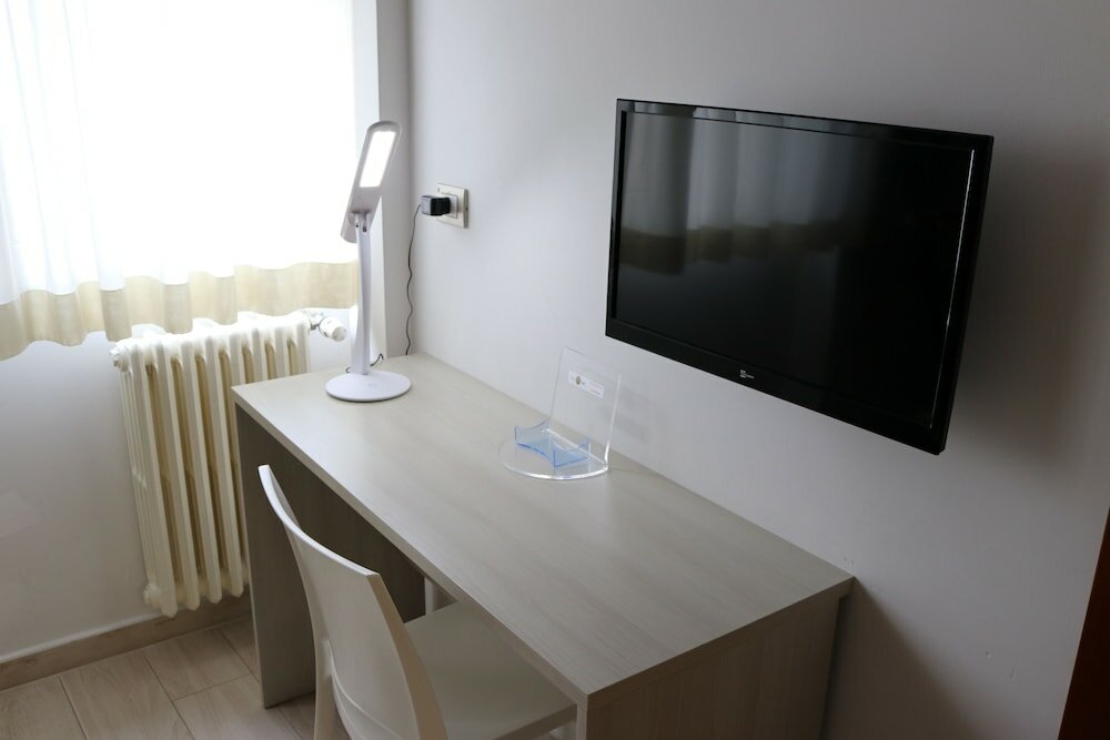 Фото Tourist Hotel