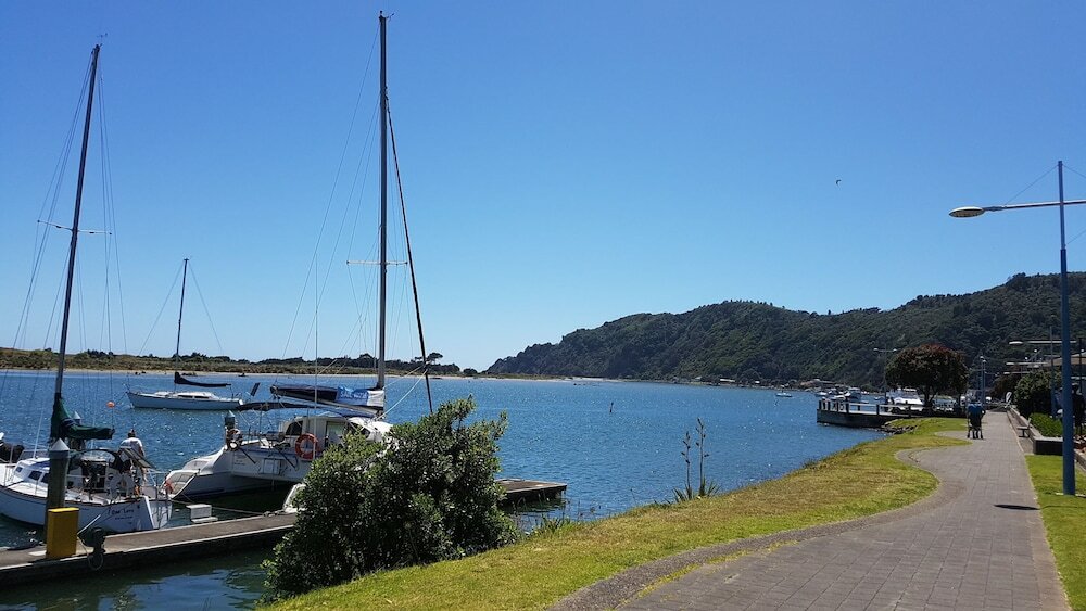 Фото Whakatane Hotel