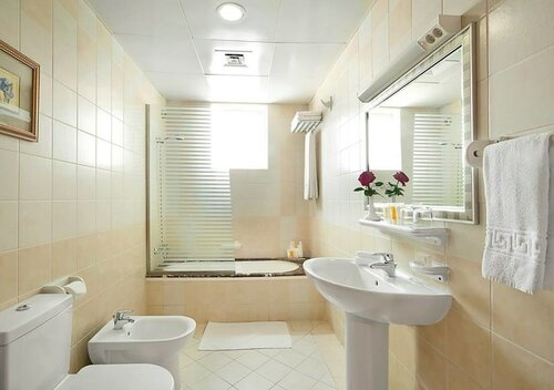Гостиница Clifton International Hotel в Эль-Фуджайре