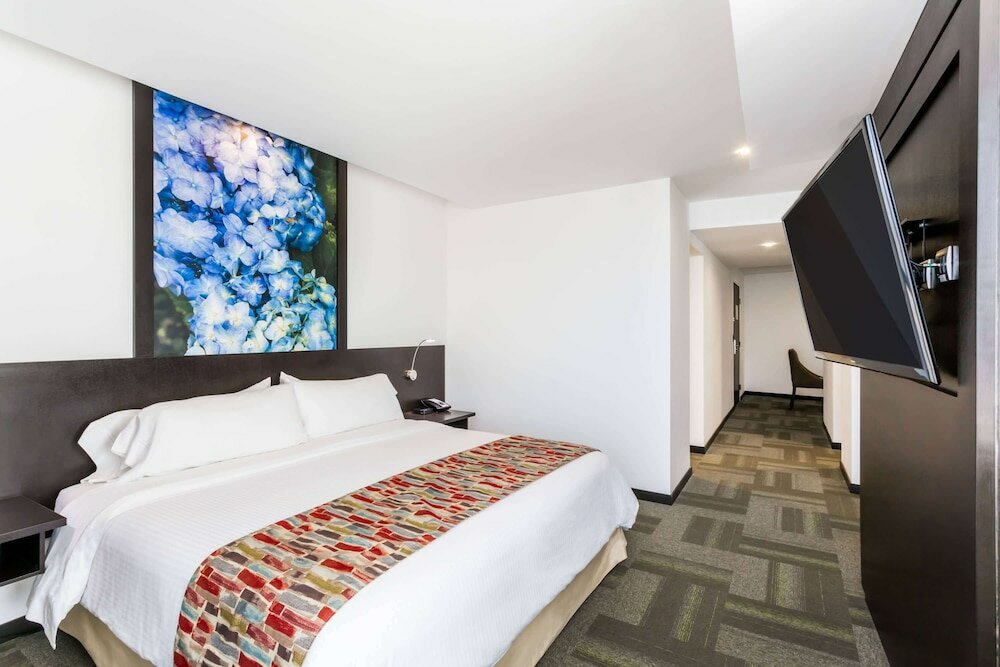 Фото Wyndham Quito Airport