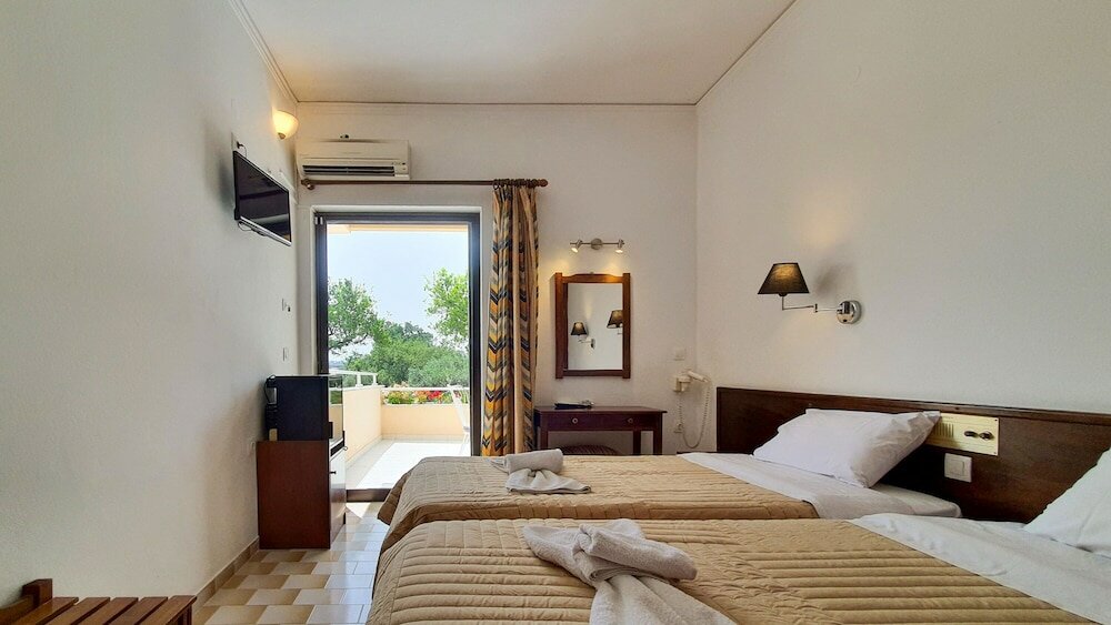 Фото La Calma Hotel