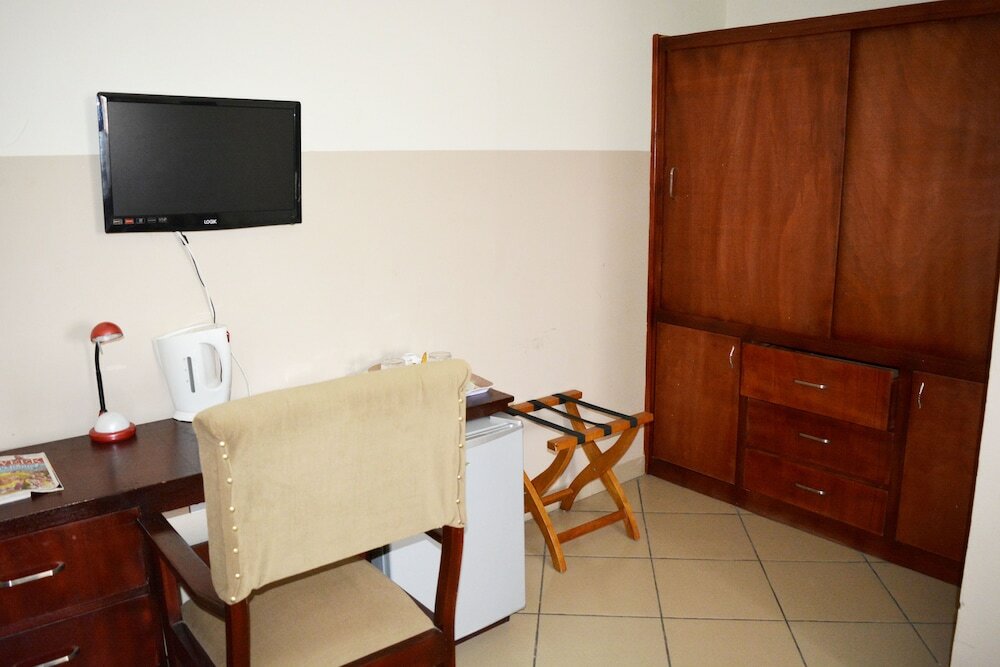 Фото Kunta Kinte