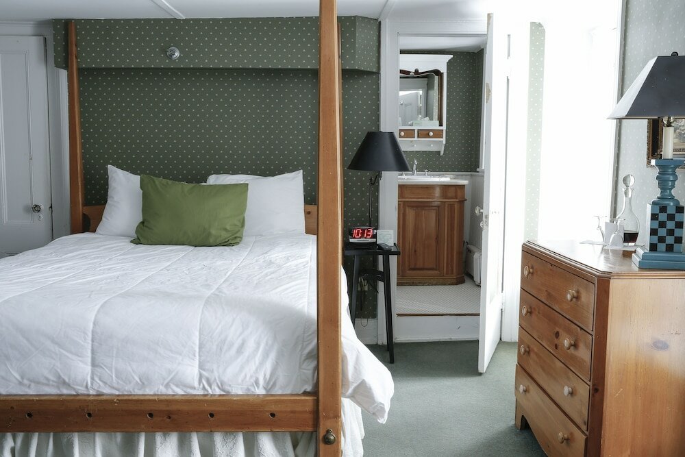 Фото Beekman Arms Hotel