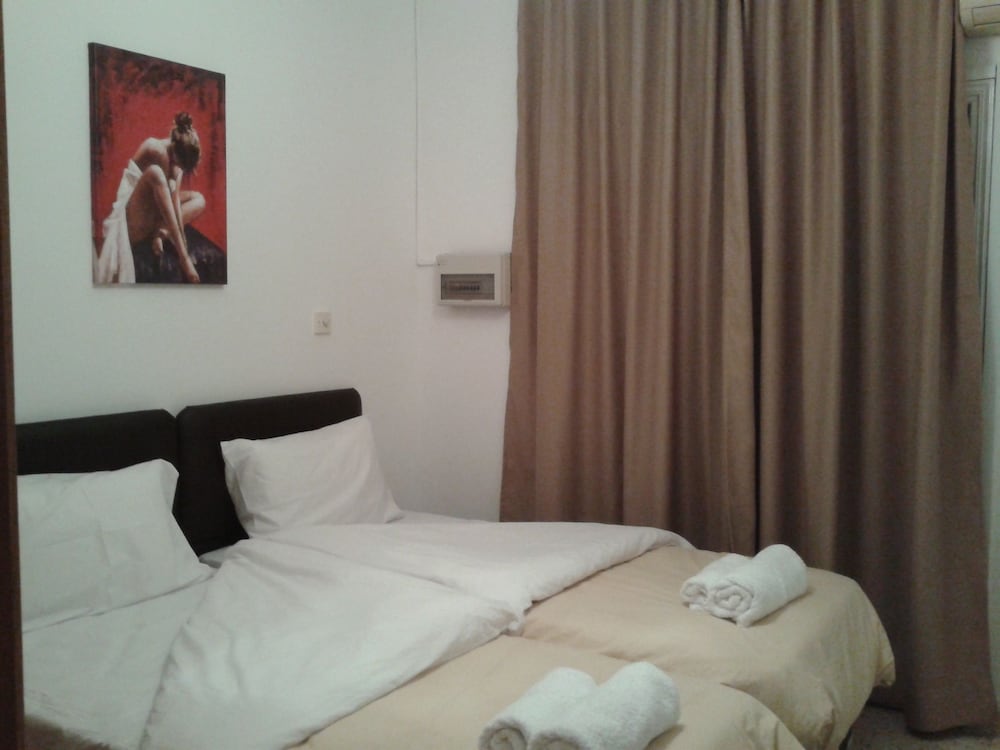 Фото Elenapa Holiday Apartments