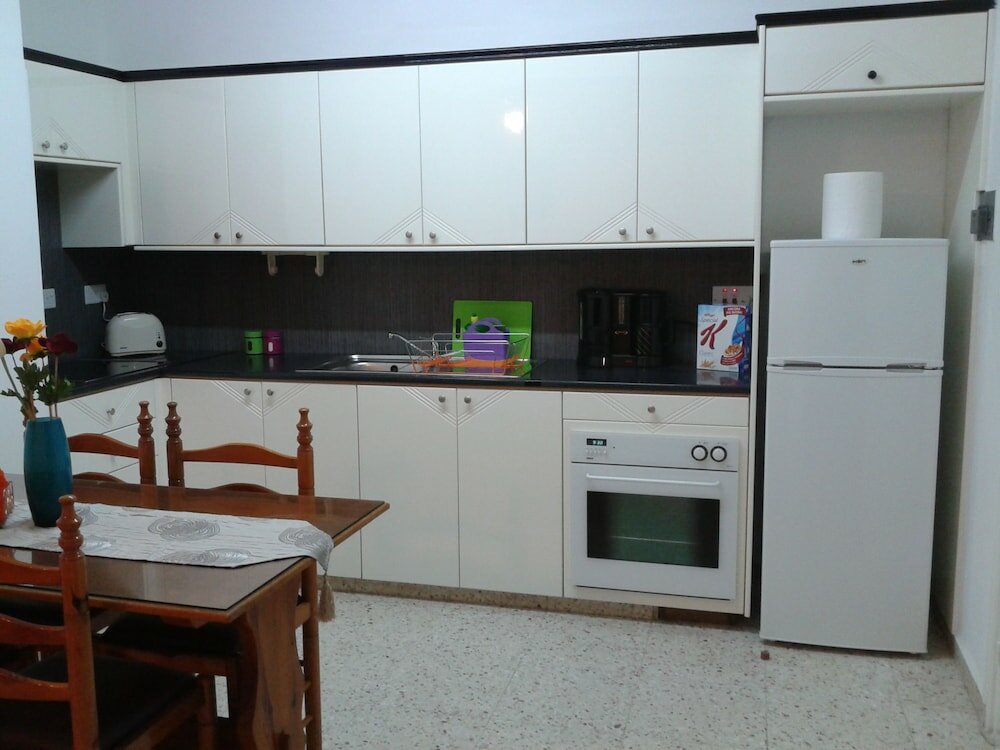 Фото Elenapa Holiday Apartments