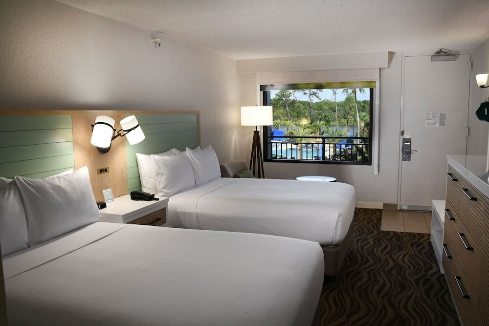 Фото Wyndham Lake Buena Vista Disney Springs® Resort Area