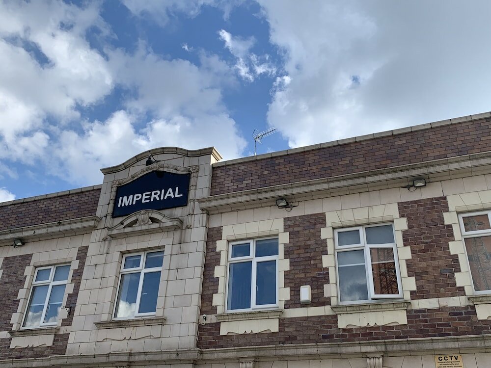 Фото Imperial Salford Hotel