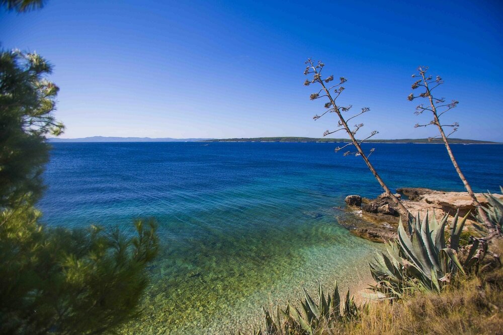 Фото Cast Away - Eco Village