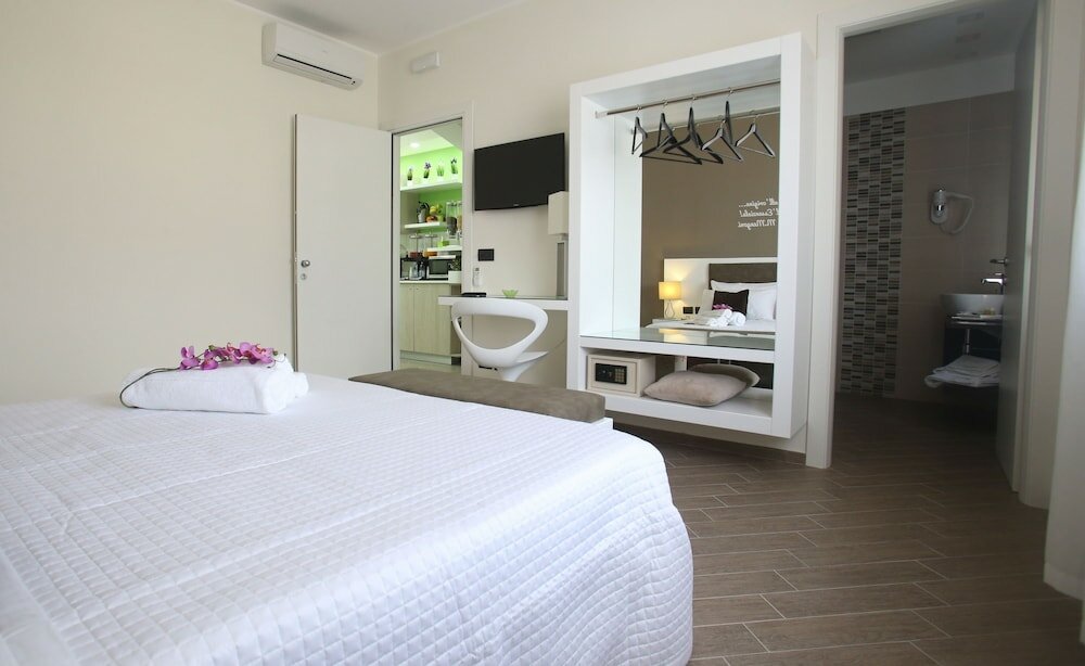 Фото L'Essenza B&b