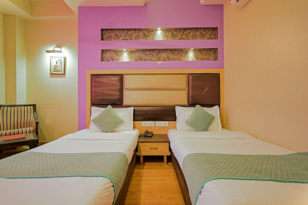 Фото Hotel Aroma Residency