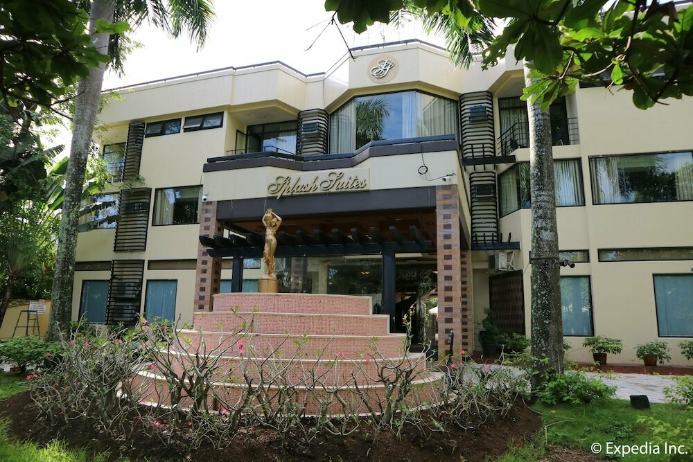 Hotel Splash Suites Hotel Laguna, Los Baños, photo