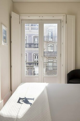 Внешний вид отеля Chiado Mercy - Lisbon Best Apartments в Лиссабоне, фото 4