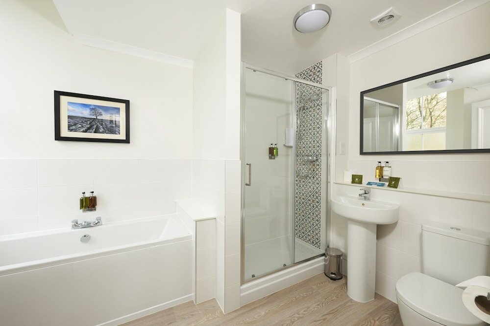 Фото Newfield Hall