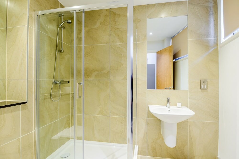 Фото London Bridge – Tooley St by Flying Butler