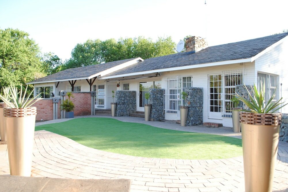 Фото B and B Sandton