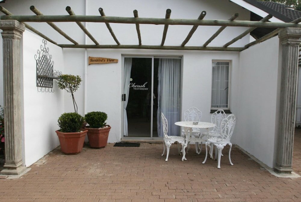 Фото Dusk to Dawn Guesthouse