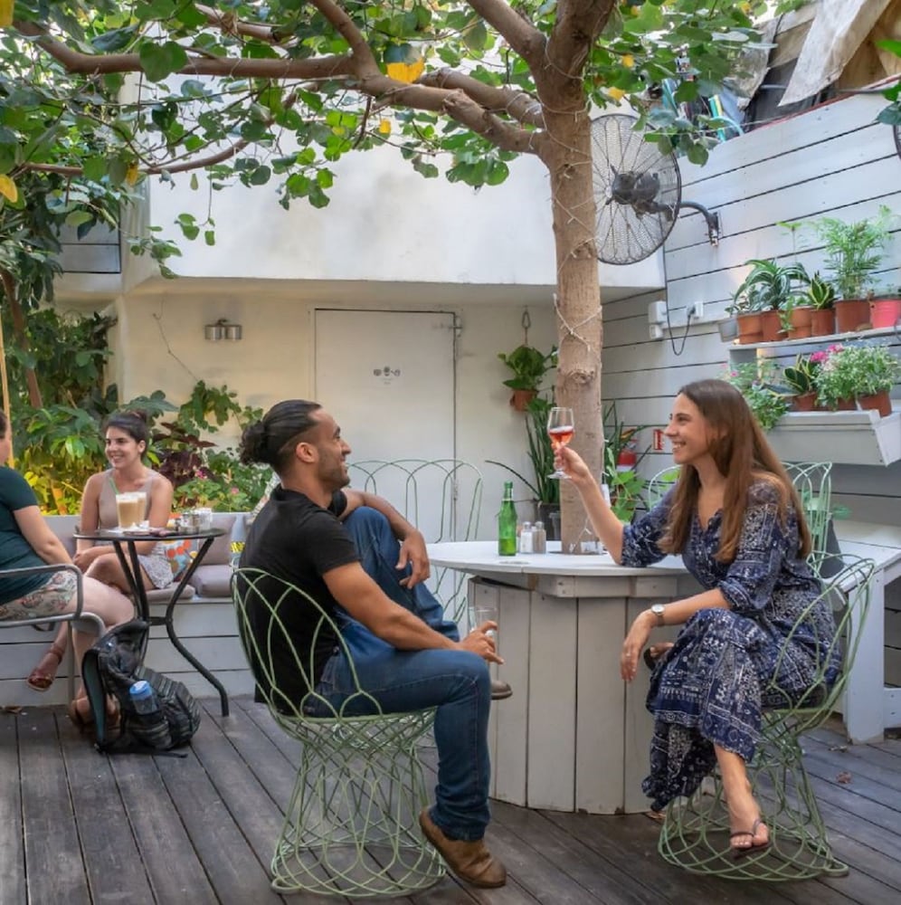 Фото Poli House by Brown Hotels