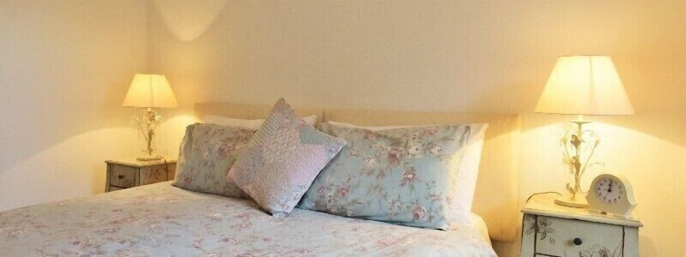 Фото Stable Oak Cottages