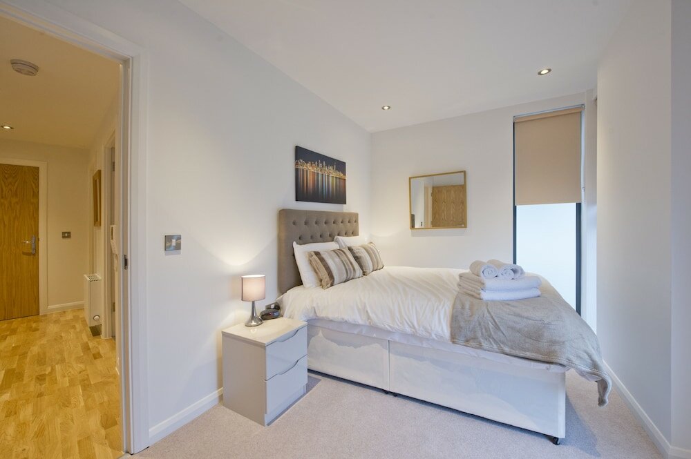 Фото London Bridge – Tooley St by Flying Butler