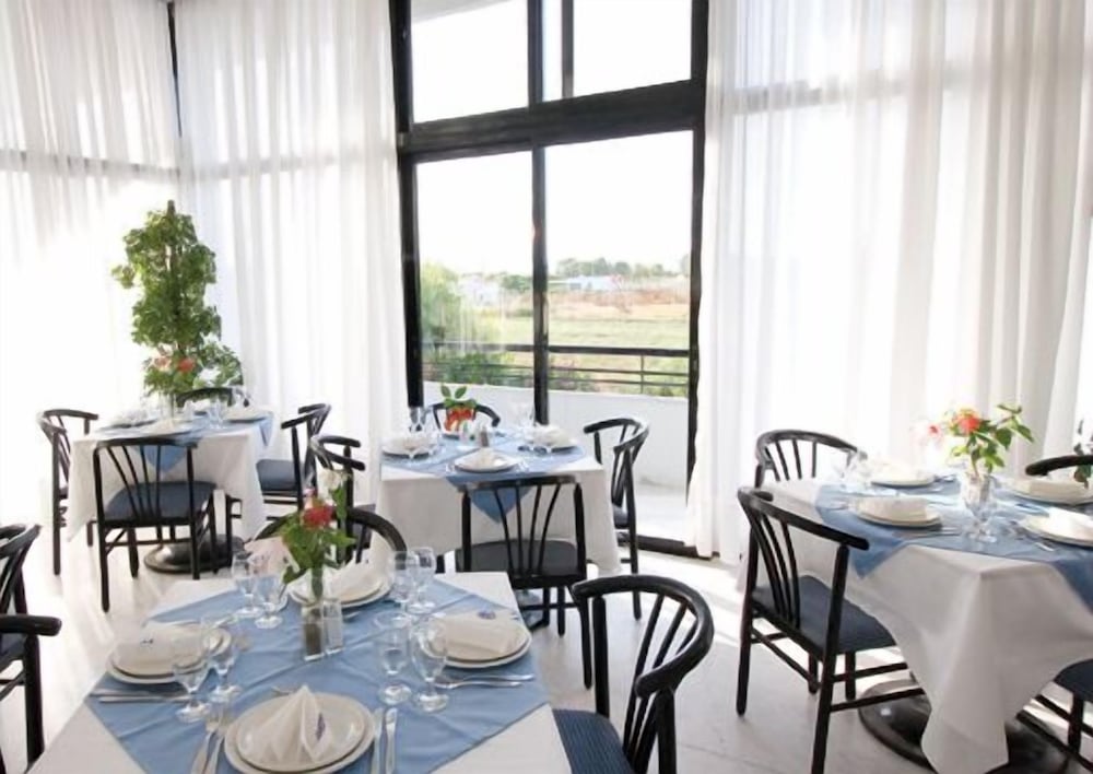 Фото Nina Beach Hotel