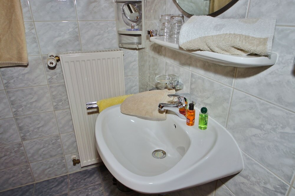 Фото Ferienwohnung Johannesklause