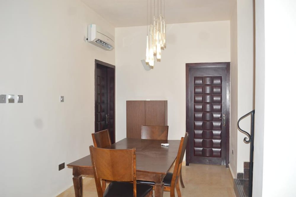 Фото Greens Manor