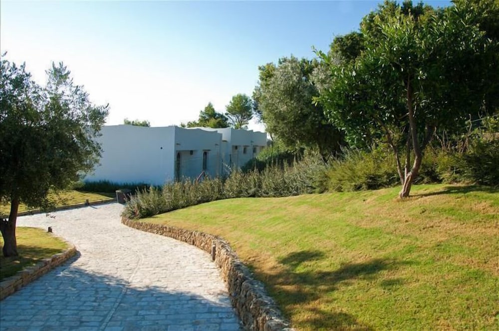 Фото Baia Delphis Resort