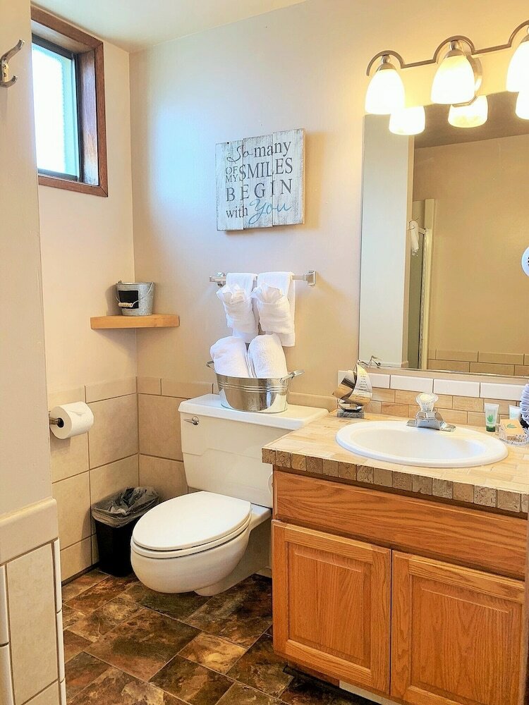 Фото Breakers Boutique Inn