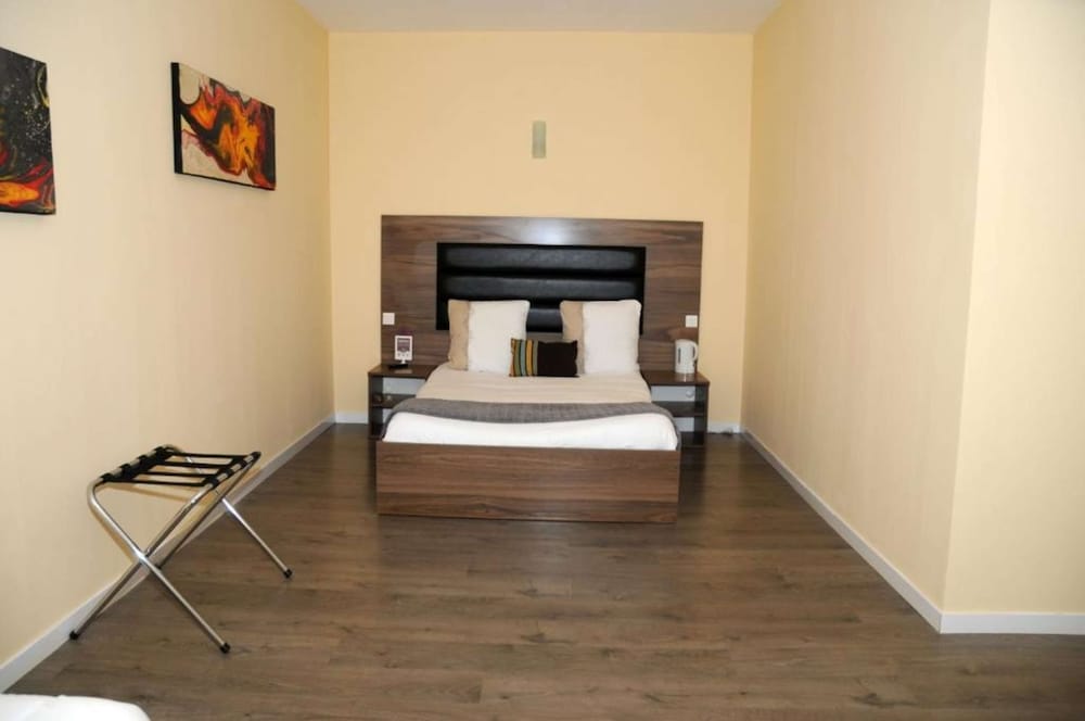 Фото Kyriad Direct Morez