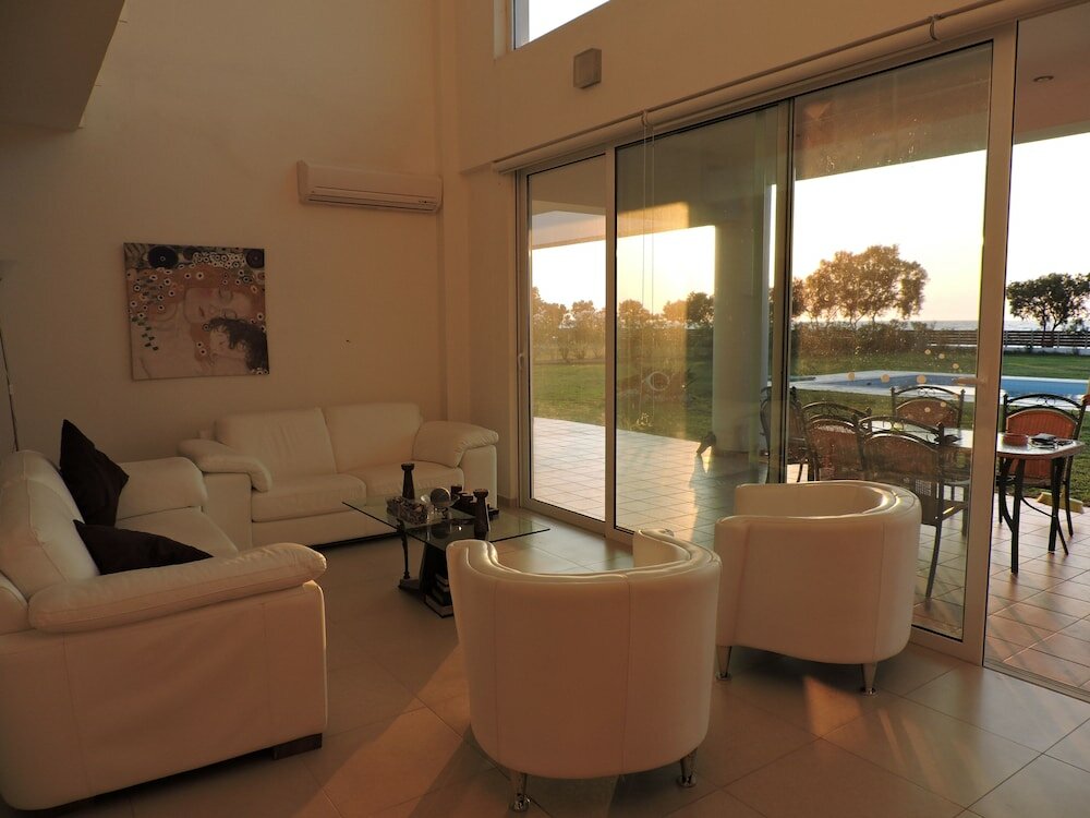 Фото Ionian Islands Beach Villas