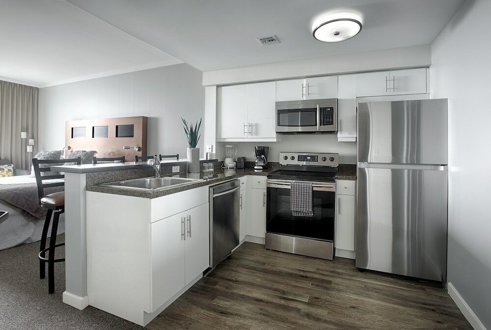 Фото Private Residences at Hotel Arya by SoFLA Vacations