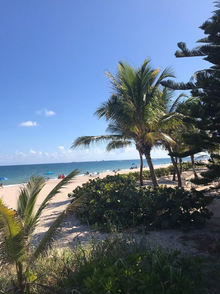 Фото 4145 by The Sea Inn & Suites