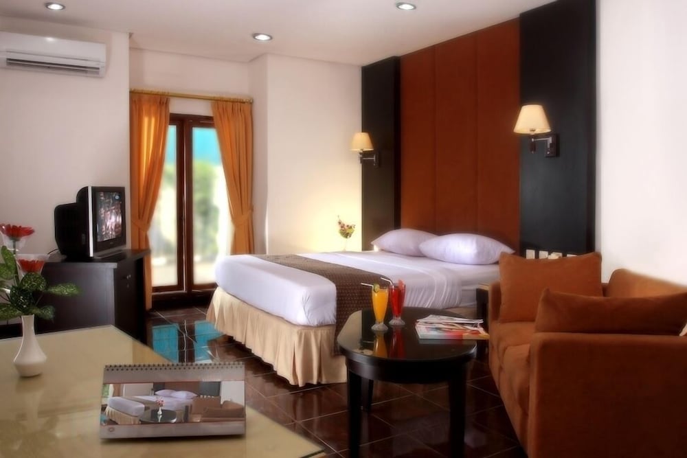 Фото D'Arcici Plumpang