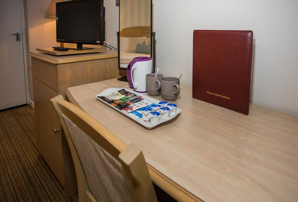 Фото The Manor Guesthouse