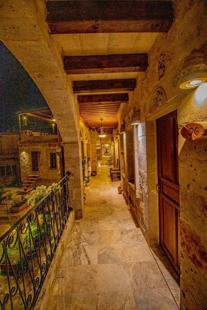 Фото Aren Cave Hotel