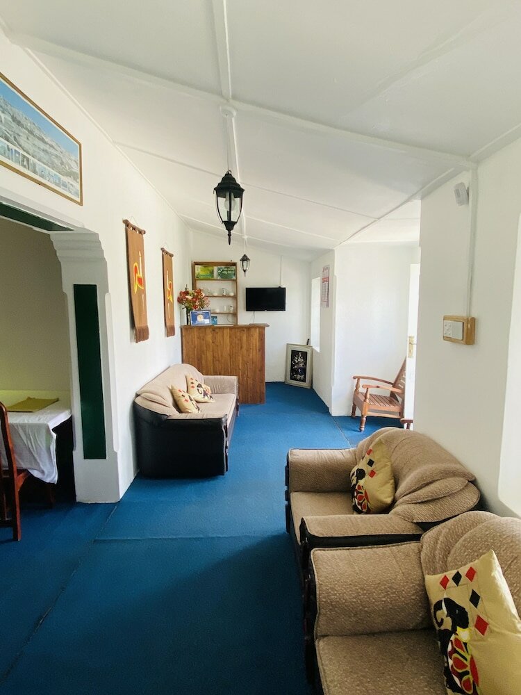 Фото Zion White House