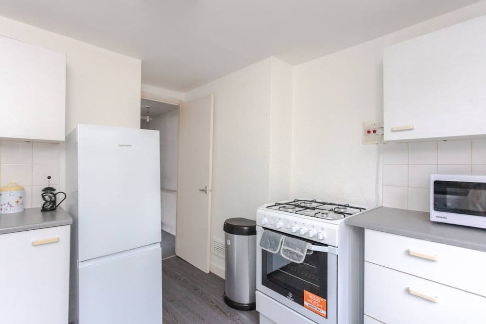 Фото Quiet 2 Bedroom Flat in Peckham Rye